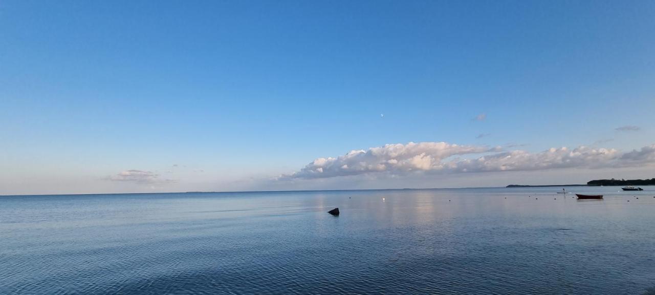 Ferienwohnung Walfisch inkl Strandkorb Goehren  Exterior foto